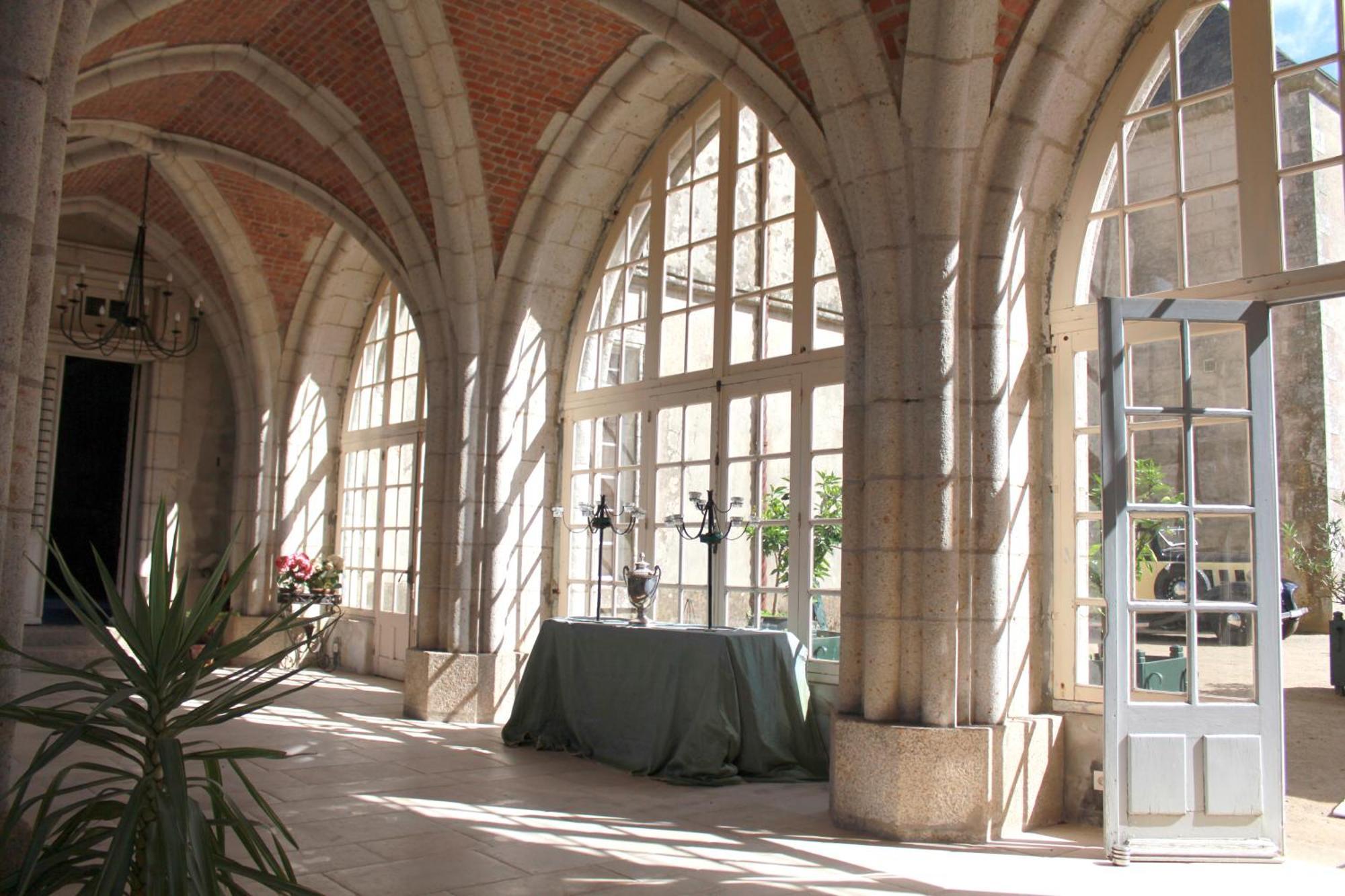 Chateau De La Flocelliere Luaran gambar